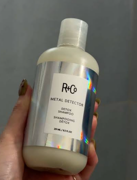 What Is R+Co METAL DETECTOR Detox Shampoo Used For?