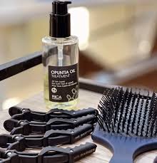 Naturica Opuntia Oil Treatment for Silky Strands