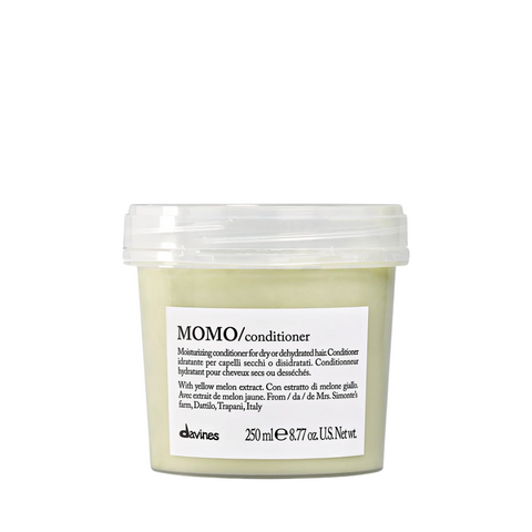 Davines MOMO Conditioner | Weightless Hydration & Silky Detangling