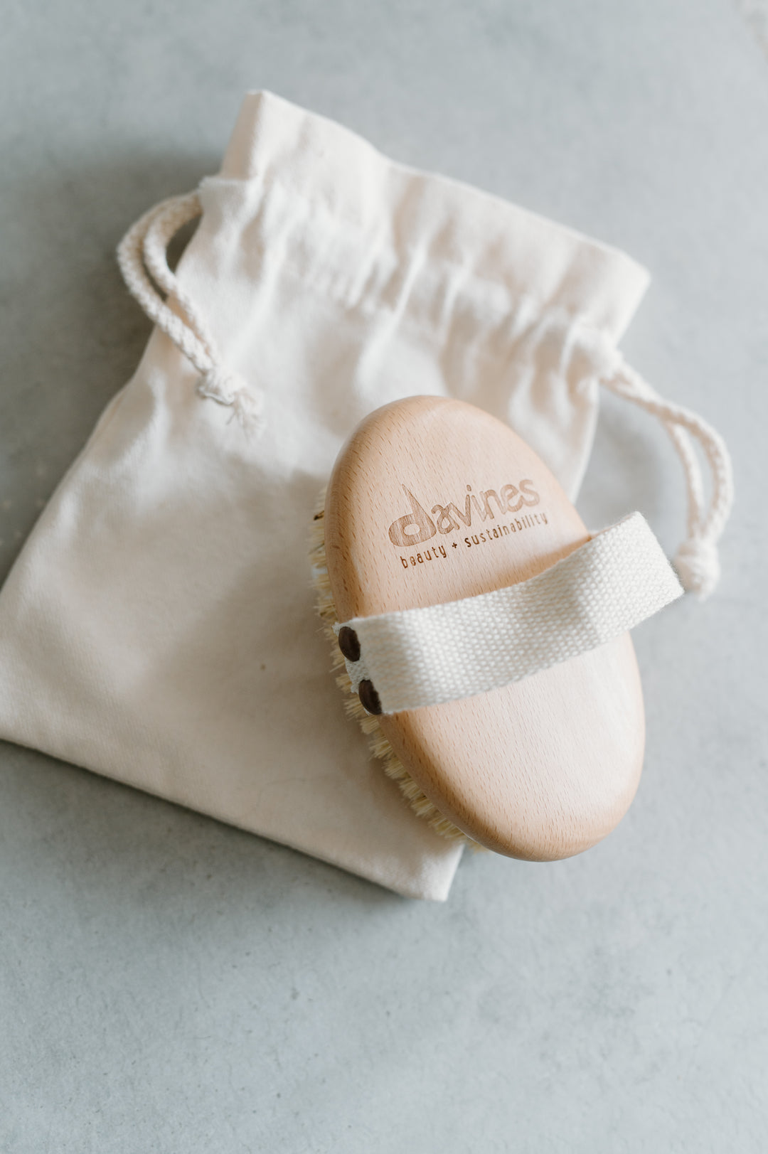 Davines Exfoliating Dry Brush - FSC-Certified Bamboo Body Brush