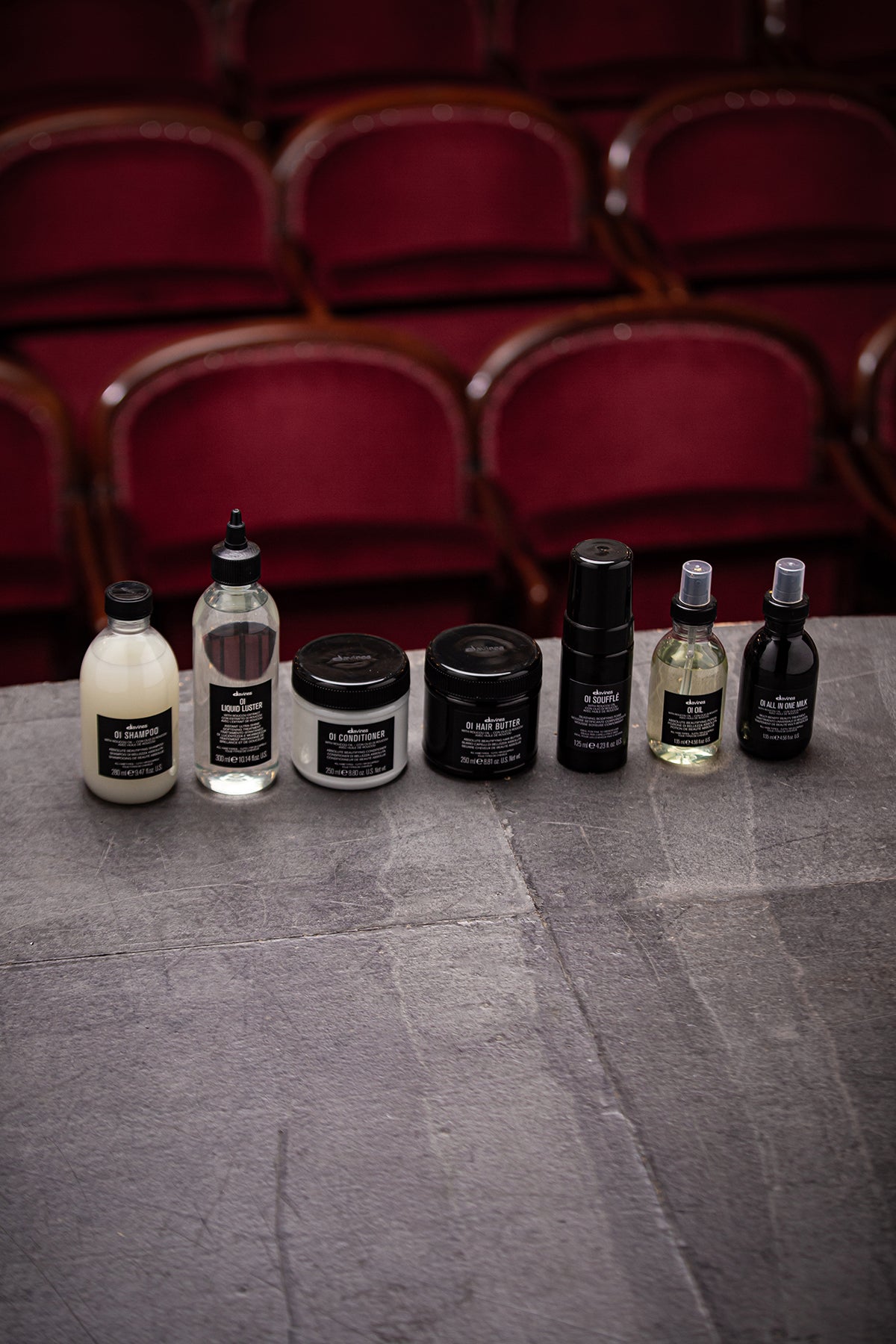 Davines OI Soufflé | Roucou Oil Liquid-to-Foam Leave-In Mousse for Shine and Body on All Hair Types