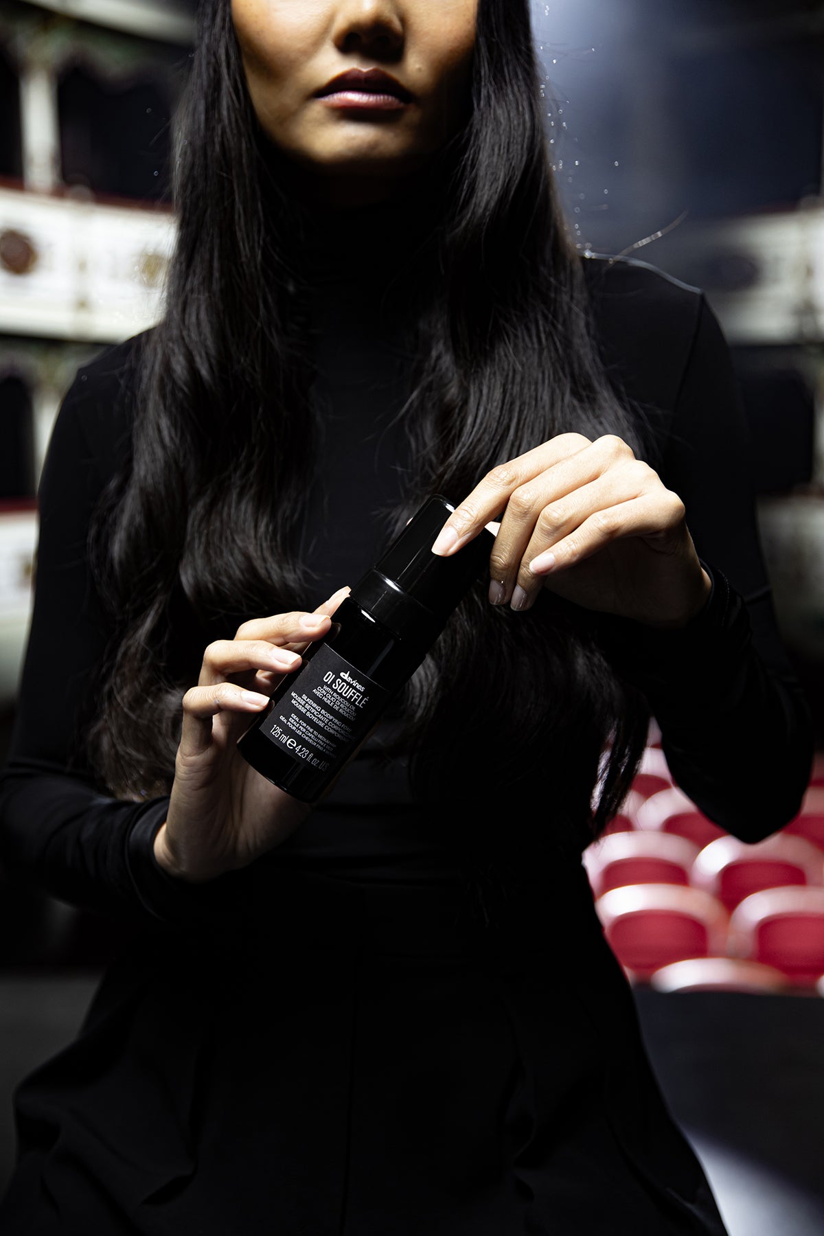 Davines OI Soufflé | Roucou Oil Liquid-to-Foam Leave-In Mousse for Shine and Body on All Hair Types