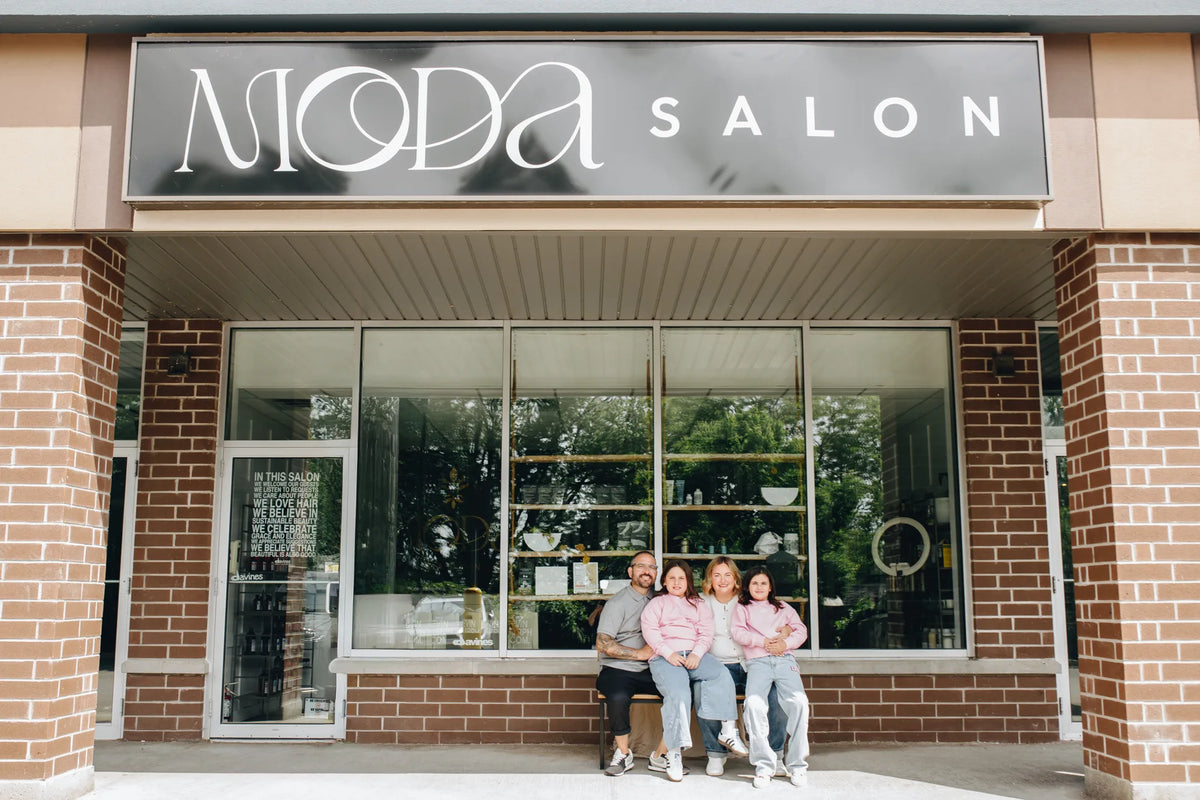 The salon where Moda grew up.