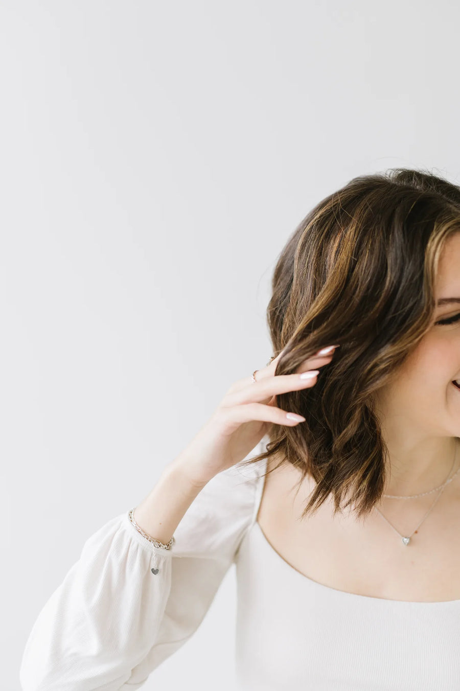 Moda Salon brunette lob haircut detail